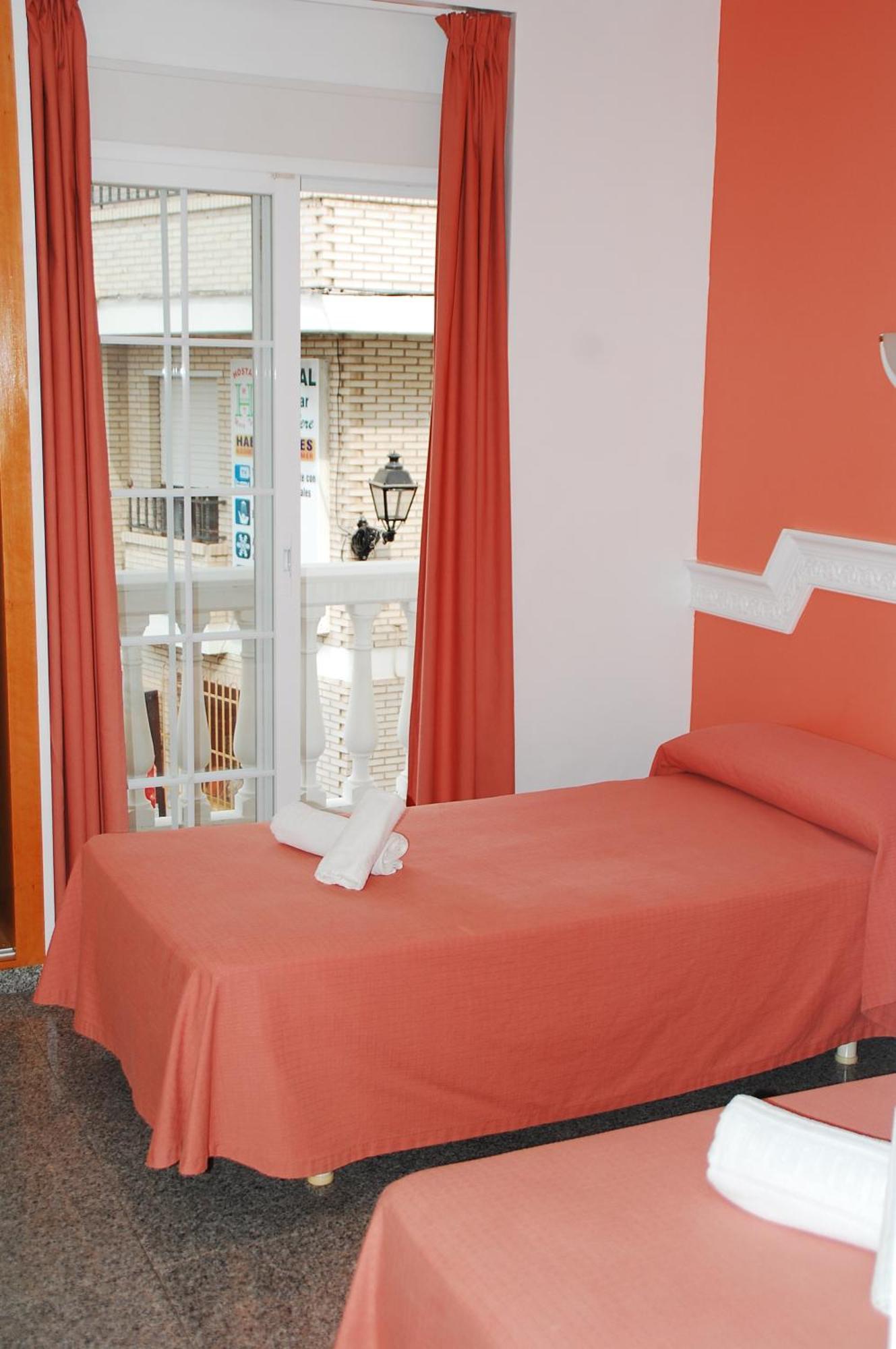 Hostal Mary Tere سالوبرينيا المظهر الخارجي الصورة